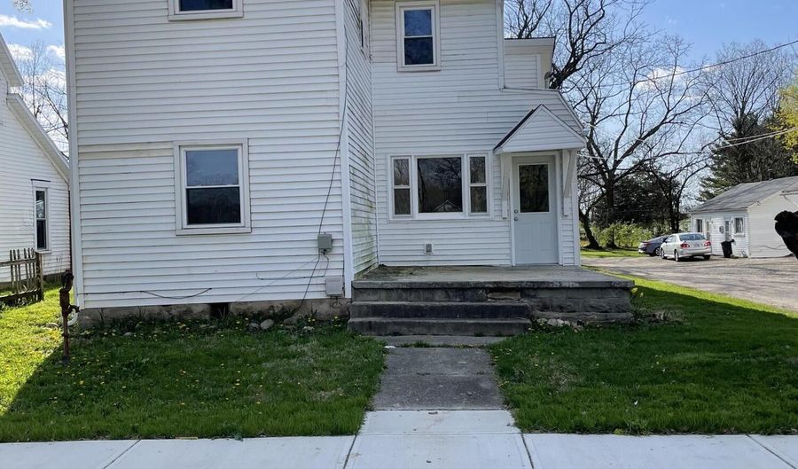 417 N West St, Bellefontaine, OH 43311 - 4 Beds, 1 Bath