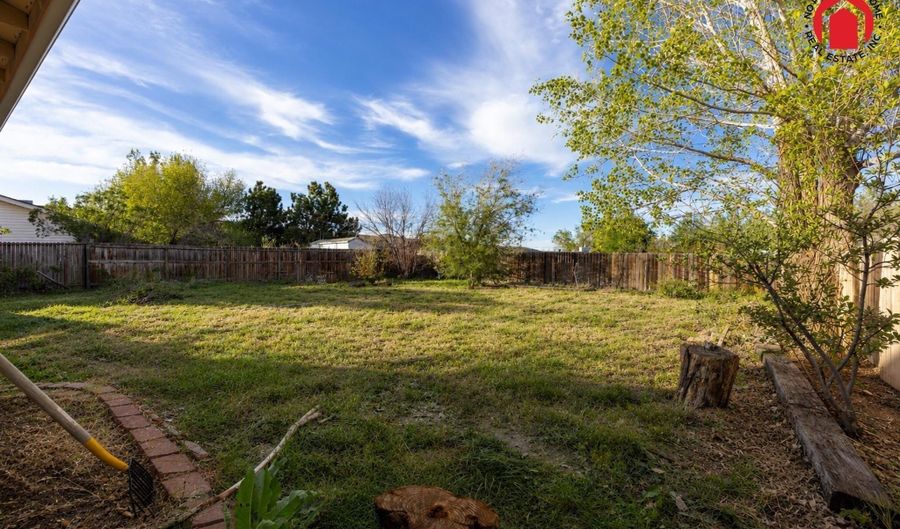 6567 Dee Lyle Cir, Casper, WY 82604 - 4 Beds, 2 Bath