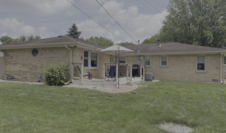 7411 Plantation Dr, Anderson, IN 46013 - 3 Beds, 2 Bath