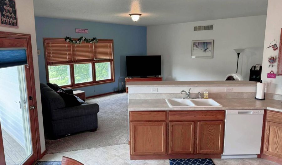 5014 Waller St, Ames, IA 50014 - 3 Beds, 3 Bath
