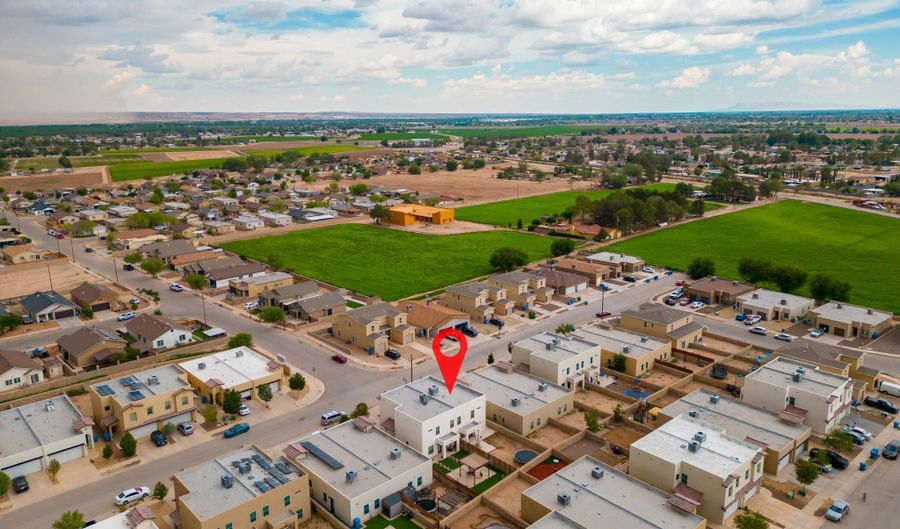 801 HC GILBERT MINJARES Dr A, Socorro, TX 79927 - 4 Beds, 3 Bath