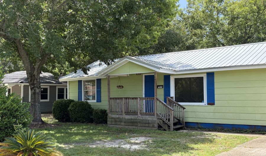 1695 Wiltshire Blvd, Biloxi, MS 39531 - 2 Beds, 1 Bath