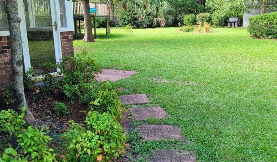 301 TAYLOR Rd, Alma, GA 31510 - 4 Beds, 2 Bath