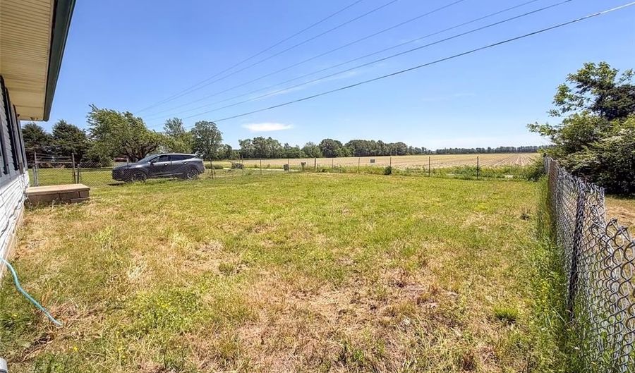 17251 County Road 214, Advance, MO 63730 - 3 Beds, 1 Bath