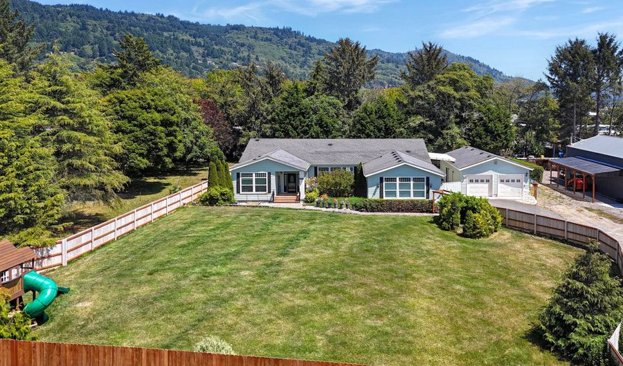15618 Pedrioli Dr, Brookings, OR 97415 - 3 Beds, 2 Bath