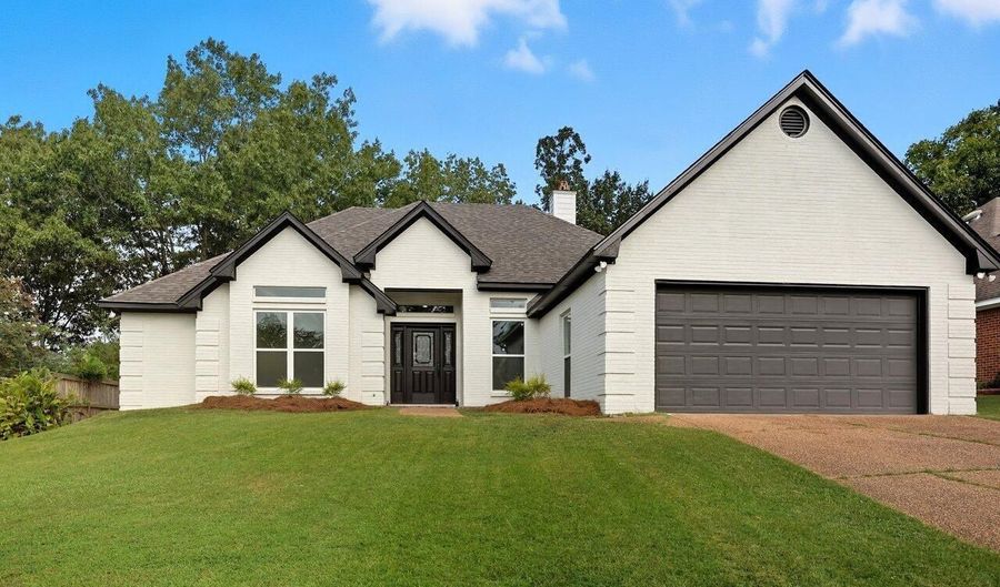 231 Greensview Dr, Brandon, MS 39047 - 3 Beds, 2 Bath