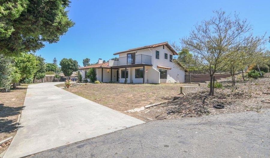 1736 Bellington Ln, Fallbrook, CA 92028 - 3 Beds, 3 Bath