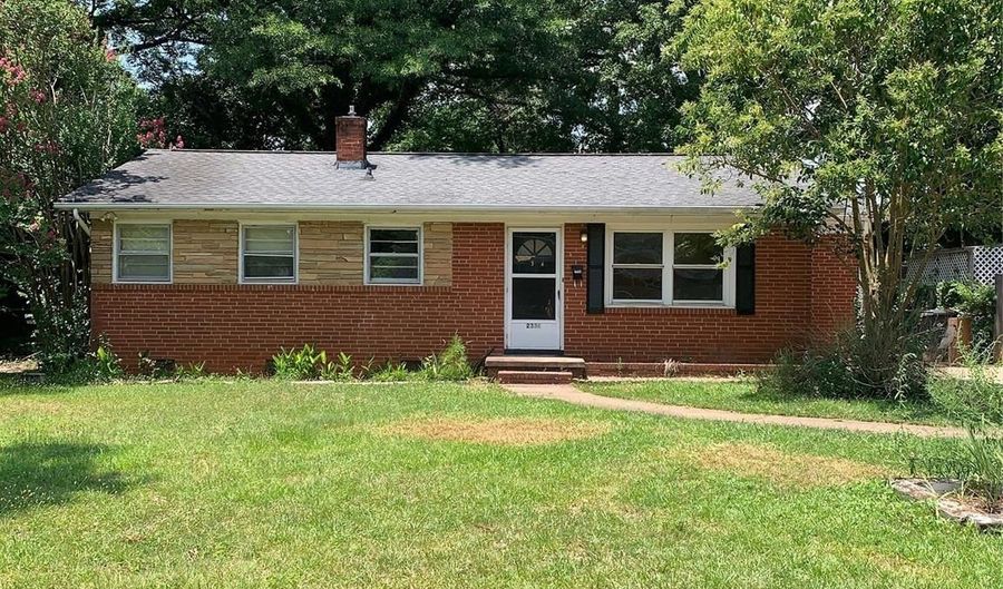 2336 Markham Ct, Charlotte, NC 28205 - 3 Beds, 1 Bath