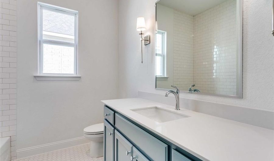 108 W Observation Dr, Aledo, TX 76008 - 3 Beds, 2 Bath