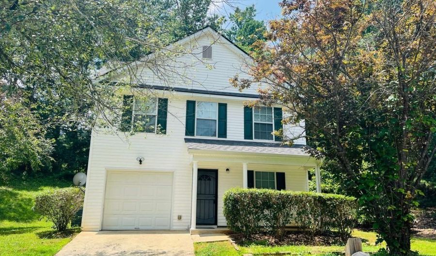 690 SW Escalade, Atlanta, GA 30349 - 3 Beds, 5 Bath
