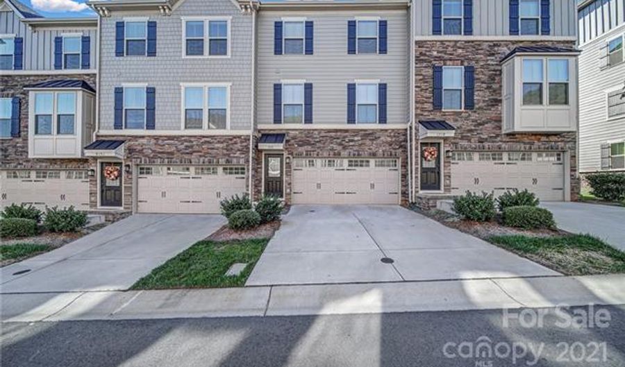 1715 Town Oak Ln, Charlotte, NC 28205 - 3 Beds, 3 Bath