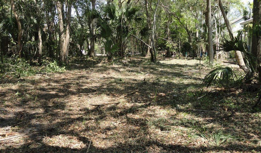 257 7th St, Apalachicola, FL 32320 - 0 Beds, 0 Bath