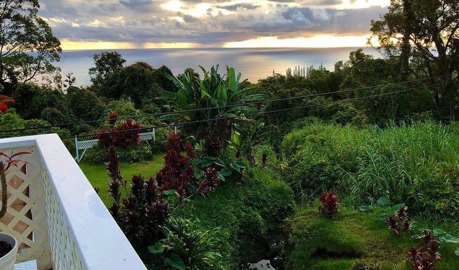 979 Hana Hwy, Hana, HI 96713 - 6 Beds, 3 Bath