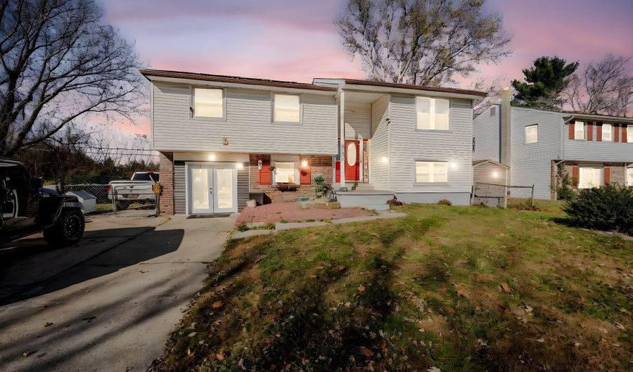 809 BACON Ave, Dover, DE 19901 - 4 Beds, 2 Bath