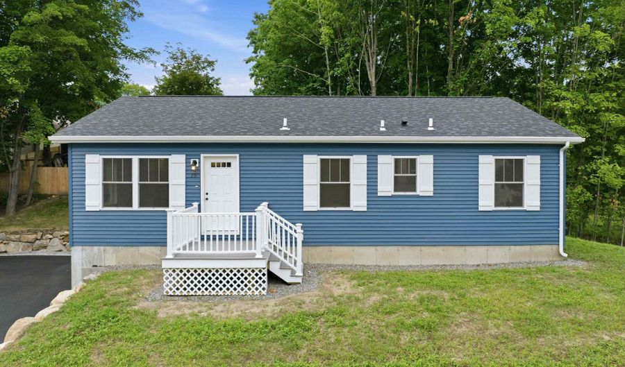 28 Cottage Pl, Ashland, NH 03217 - 3 Beds, 2 Bath