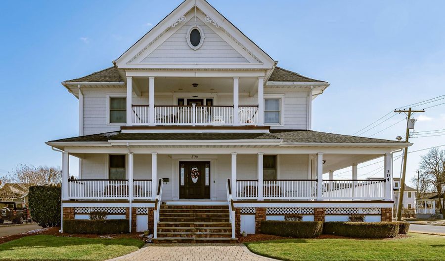 304 8th Ave, Belmar, NJ 07719 - 6 Beds, 5 Bath