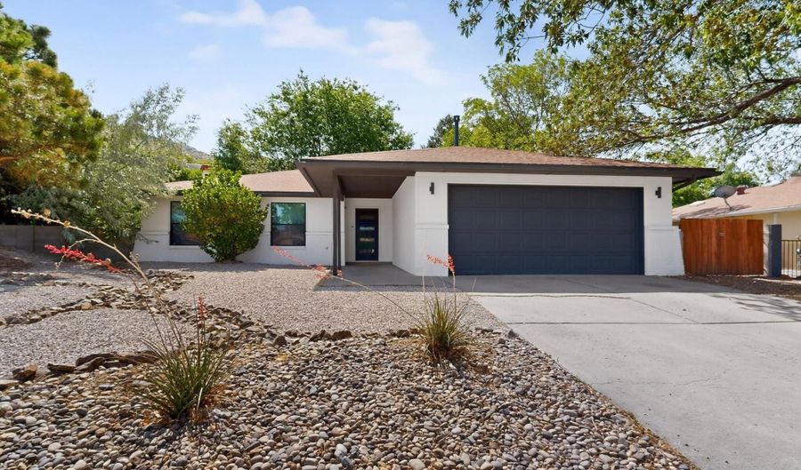 2704 Palo Alto Dr NE, Albuquerque, NM 87112 - 4 Beds, 2 Bath