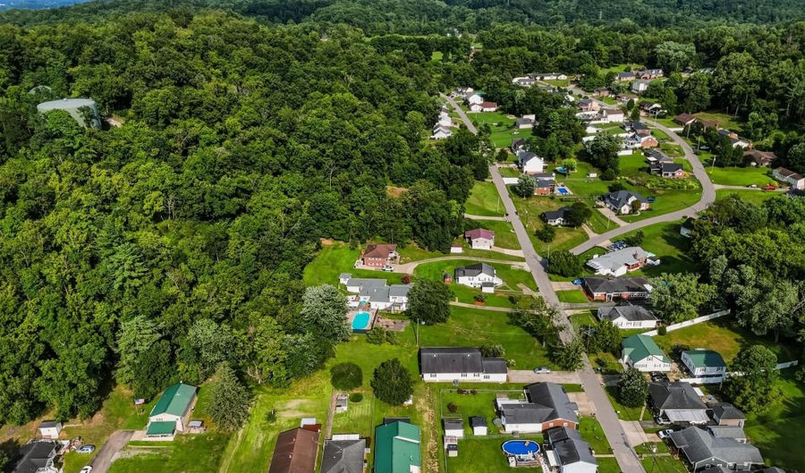 311 Thornburg Rd, Barboursville, WV 25504 - 3 Beds, 2 Bath