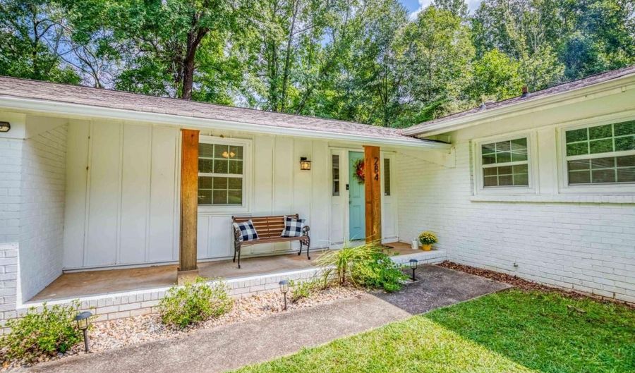 284 Rhodes, Athens, GA 30606 - 3 Beds, 2 Bath