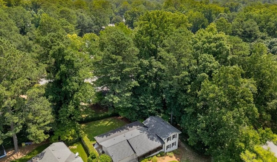 2532 Circlewood Rd NE, Atlanta, GA 30345 - 3 Beds, 2 Bath