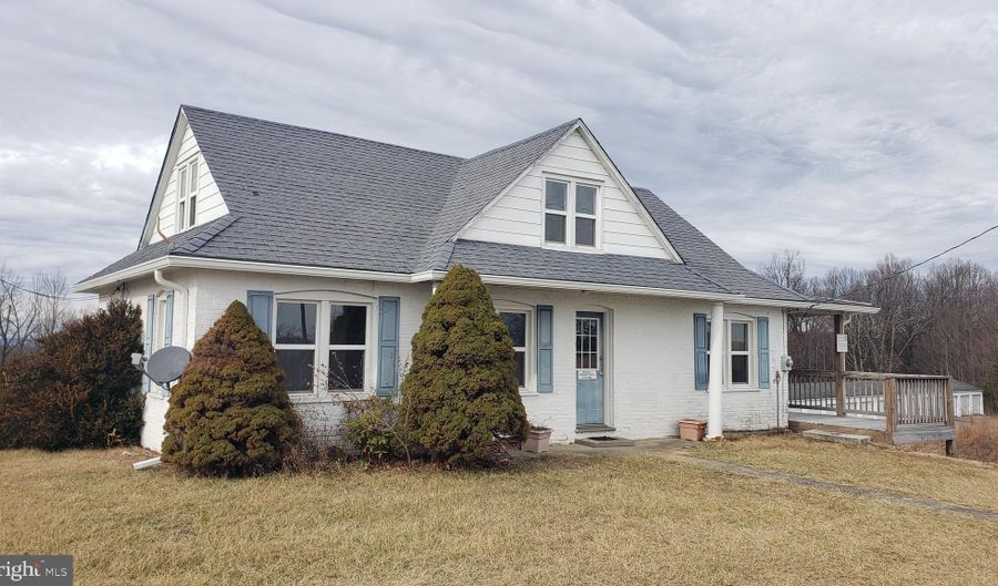 19 LAVERNE Dr, Augusta, WV 26704 - 3 Beds, 1 Bath