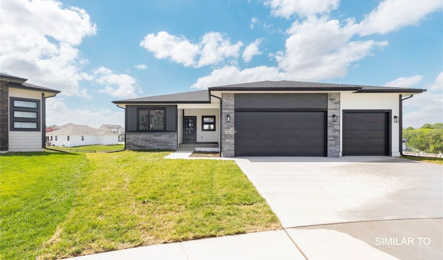 2702 Ponte Pl, Adel, IA 50003 - 5 Beds, 3 Bath