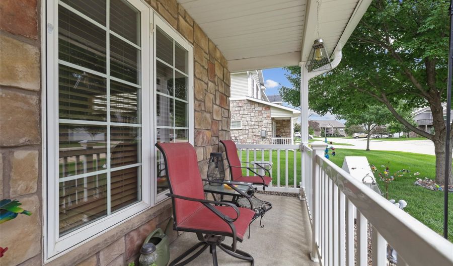 2237 3rd Ave SW, Altoona, IA 50009 - 2 Beds, 3 Bath