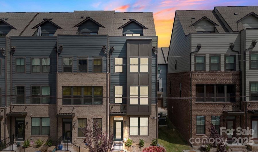 743 Anderson St, Charlotte, NC 28205 - 3 Beds, 4 Bath