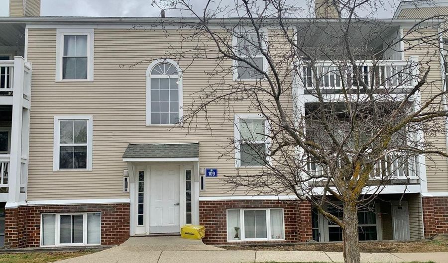 109 Fieldcrest St Apt 302, Ann Arbor, MI 48103 - 1 Beds, 1 Bath