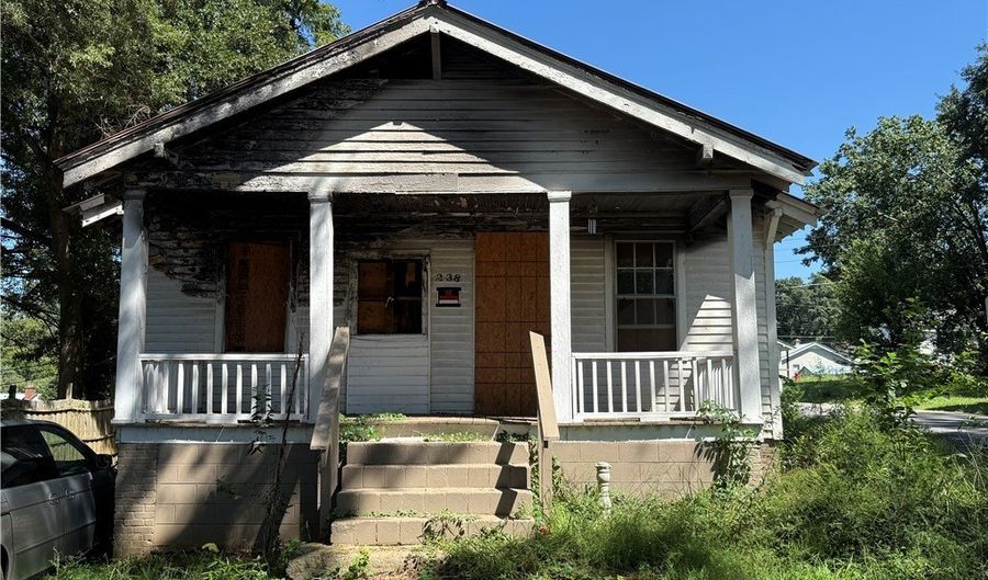 238 Foster St, Anderson, SC 29625 - 3 Beds, 1 Bath