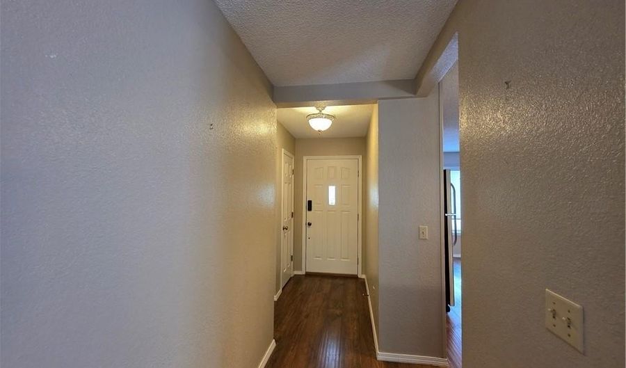 9 Fairway Dr, Bella Vista, AR 72714 - 2 Beds, 2 Bath