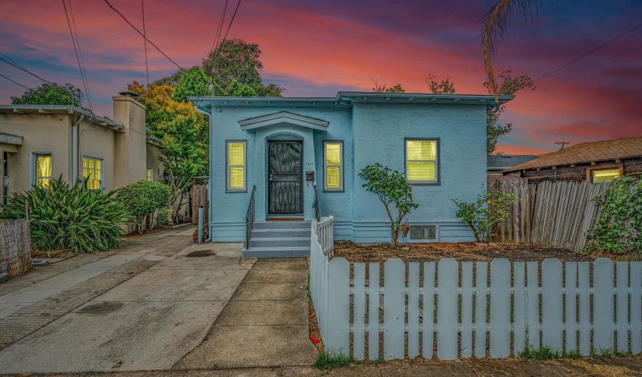 1615 Minturn St, Alameda, CA 94501 - 3 Beds, 2 Bath