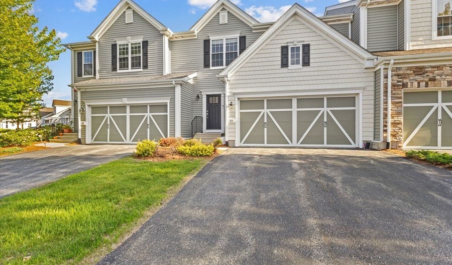 71 Kendall Ct 71, Bedford, MA 01730 - 2 Beds, 3 Bath