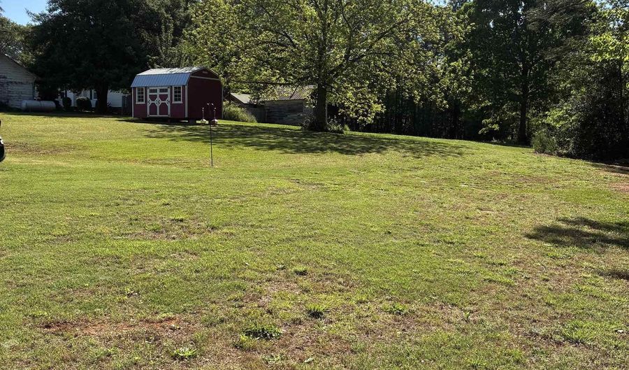 115 Putman Rd, Buffalo, SC 29321 - 3 Beds, 2 Bath