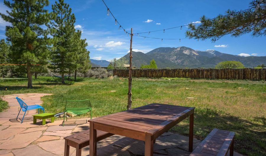 9 Desiderio, Arroyo Seco, NM 87514 - 3 Beds, 3 Bath