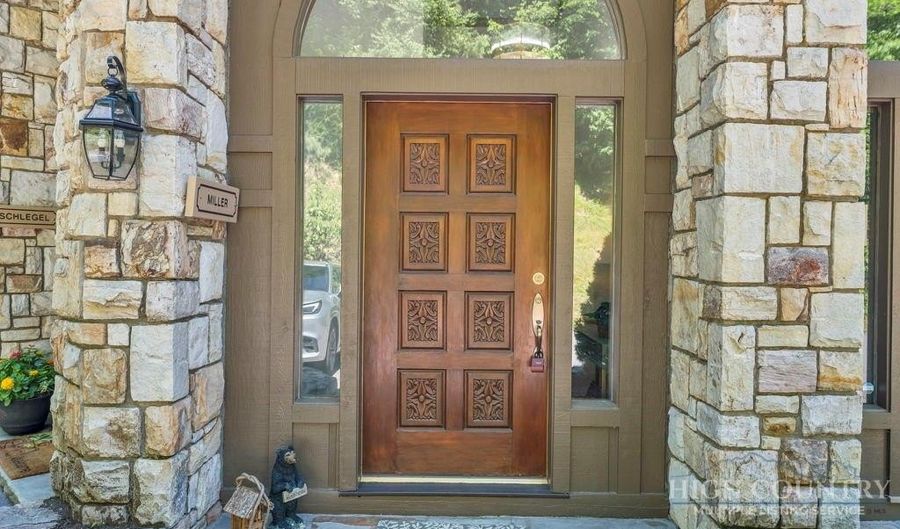 96 Elk Knob Ct A1, Banner Elk, NC 28604 - 3 Beds, 4 Bath