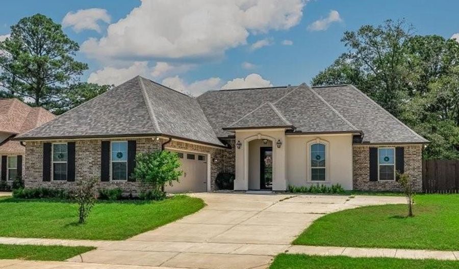 46 Crowder Dr, Benton, LA 71006 - 4 Beds, 2 Bath