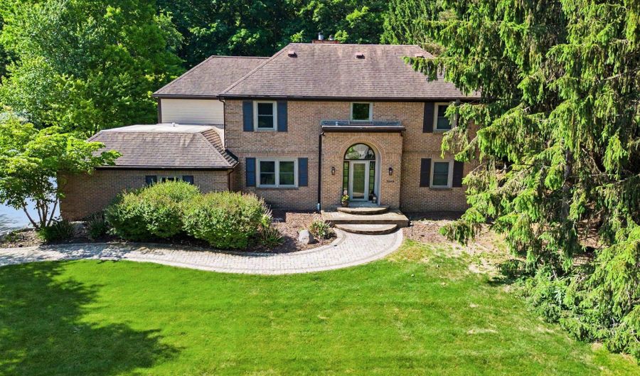 3949 S Michael Rd, Ann Arbor, MI 48103 - 4 Beds, 3 Bath