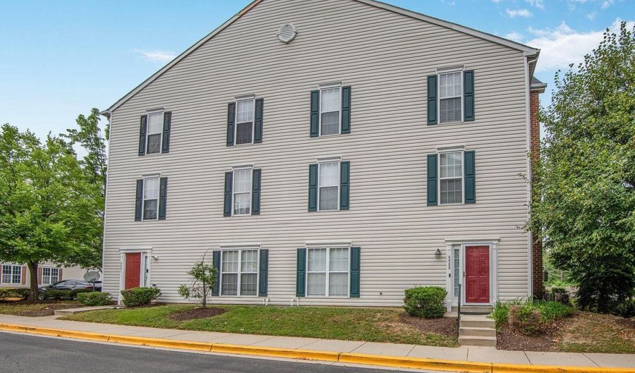 4000 ESTEVEZ Ct, Bowie, MD 20716 - 3 Beds, 3 Bath
