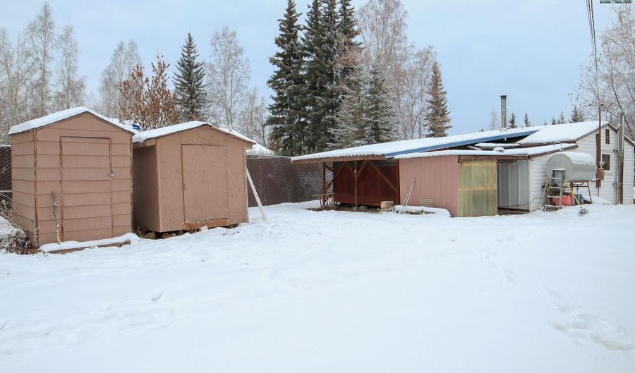 1870 ALASKA Way, Fairbanks, AK 99709 - 1 Beds, 1 Bath