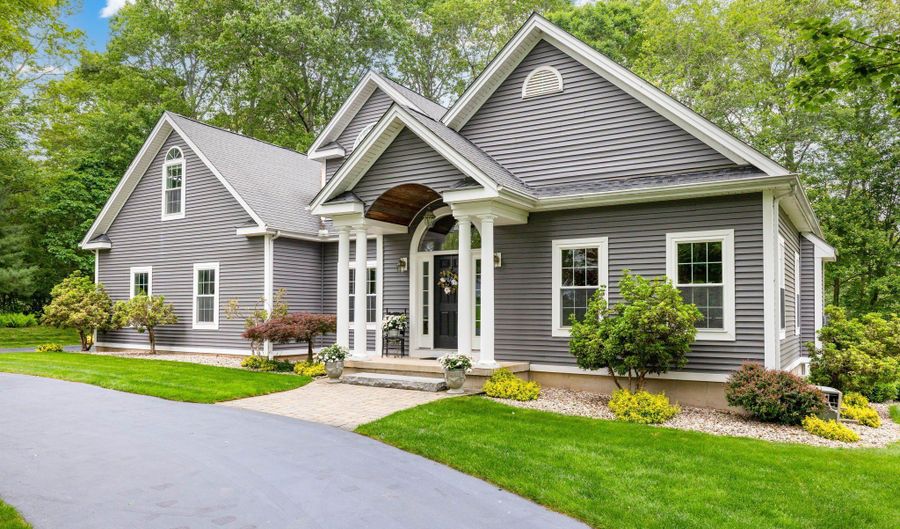 2 Merritt Woods, Burlington, CT 06013 - 4 Beds, 5 Bath