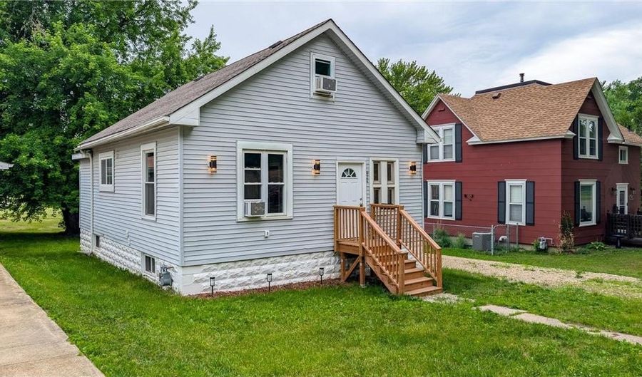 624 E Hawthorne St, Albert Lea, MN 56007 - 2 Beds, 1 Bath