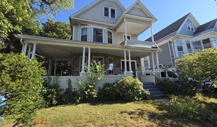 2 Maple Ave, Albany, NY 12208 - 5 Beds, 2 Bath
