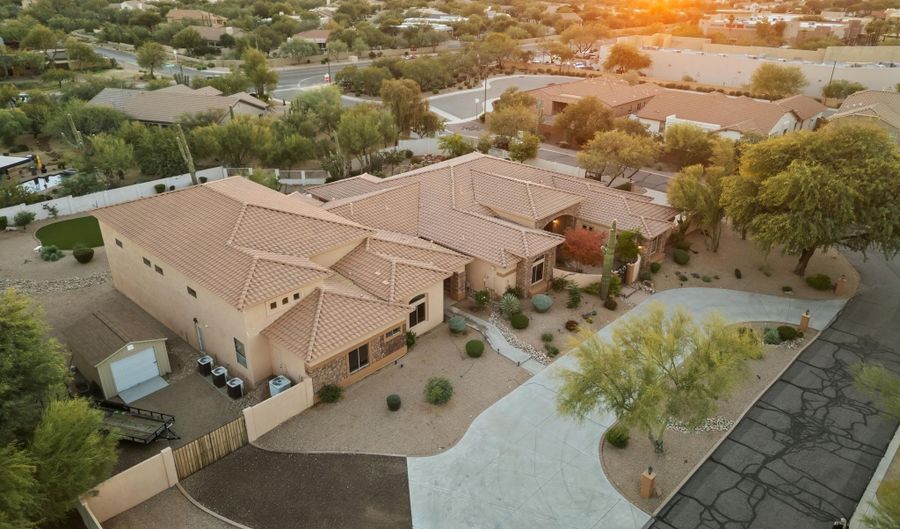 31503 N 48TH St, Cave Creek, AZ 85331 - 6 Beds, 4 Bath