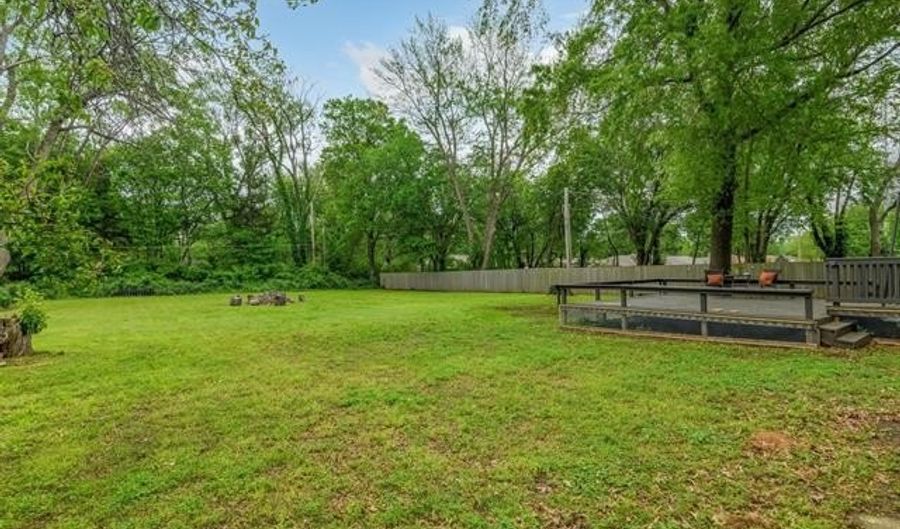 1624 Prairie Heights Dr, Bartlesville, OK 74006 - 4 Beds, 2 Bath