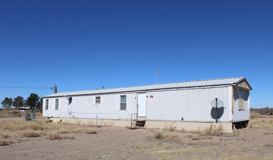 3845 Coyote Rd SW, Deming, NM 88030 - 3 Beds, 2 Bath