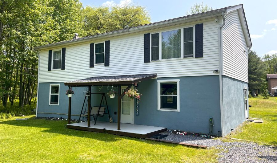 20 Occoquan Trl, Albrightsville, PA 18210 - 3 Beds, 2 Bath