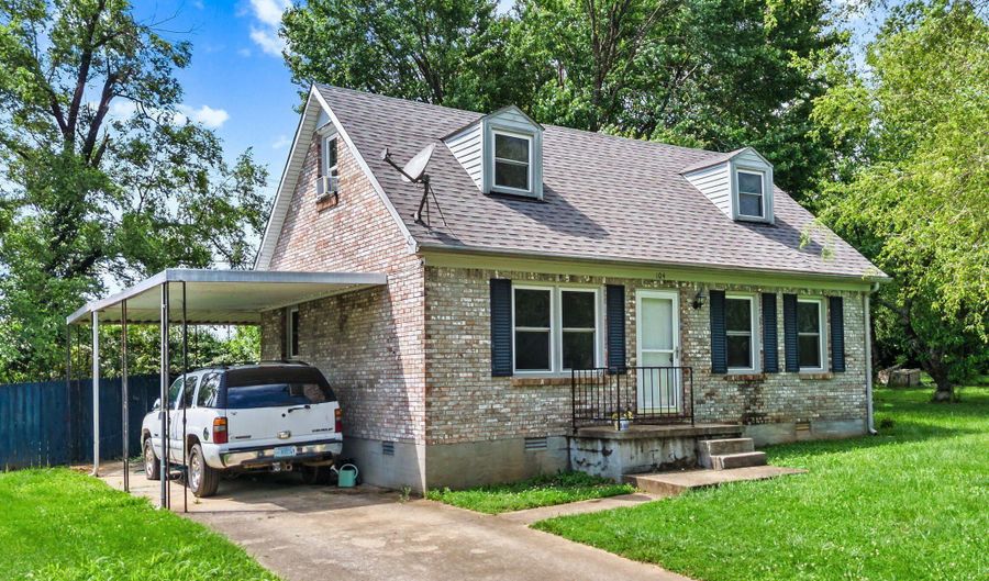 104 Aspen St, Bardstown, KY 40004 - 3 Beds, 2 Bath