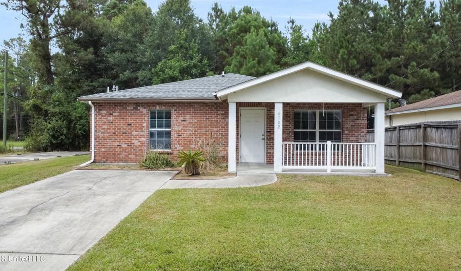 6102 W Forrest St, Bay St. Louis, MS 39520 - 3 Beds, 2 Bath