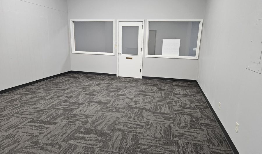 2123 SE 6th # 18 Ave, Aberdeen, SD 57401 - 0 Beds, 0 Bath